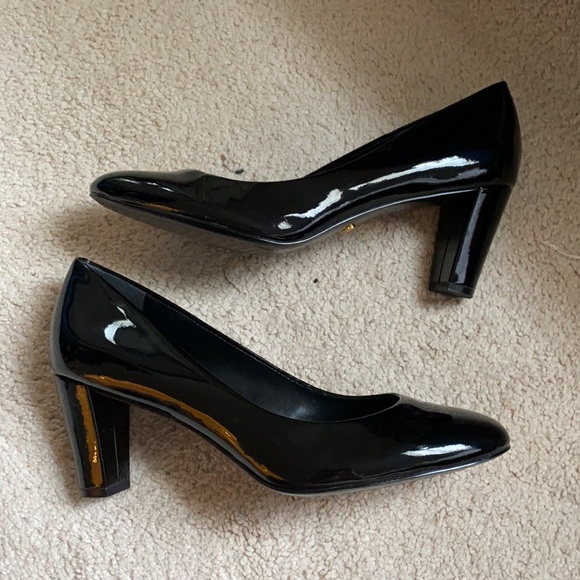 Patent Leather Heels - Picture 7 of 8